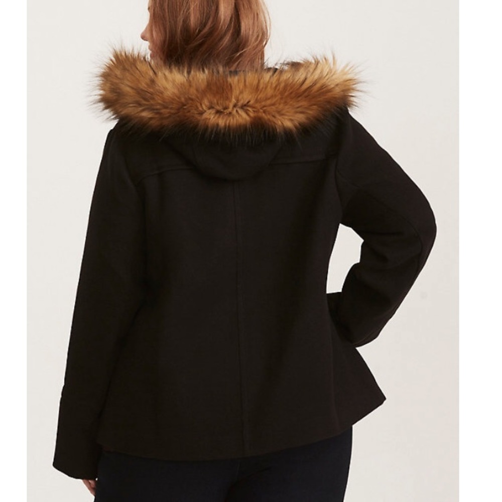 Torrid faux fur wooly hood. Black coat 0 - Picture 2 of 6